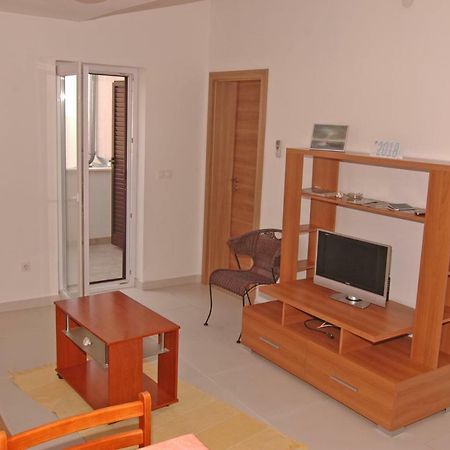 Apartment Urem ビオグラード・ナ・モル エクステリア 写真
